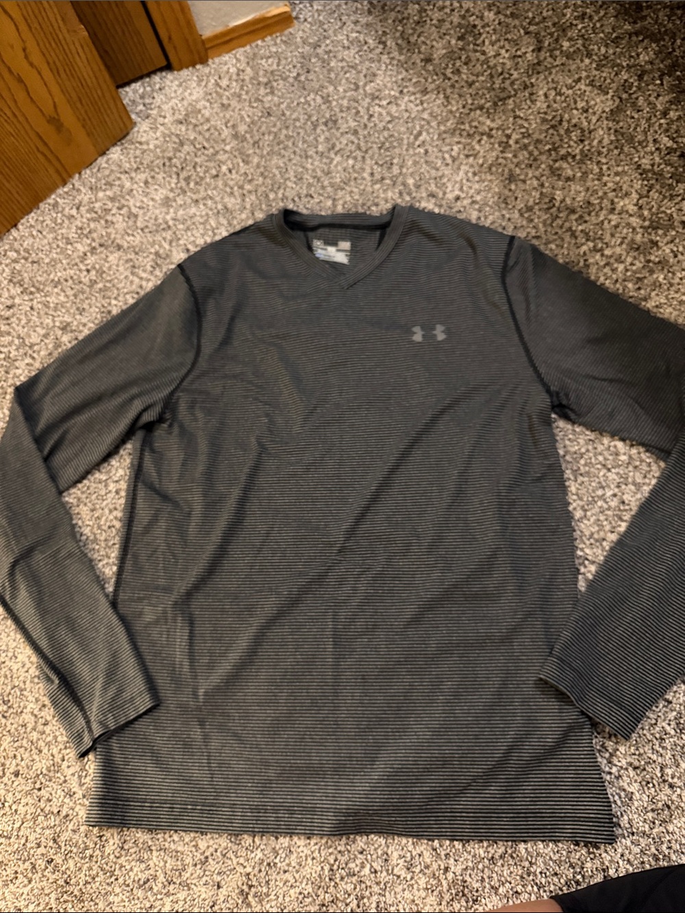 Under Armour Men’s Long Sleeve Performance Shirt - Dark Gray Striped